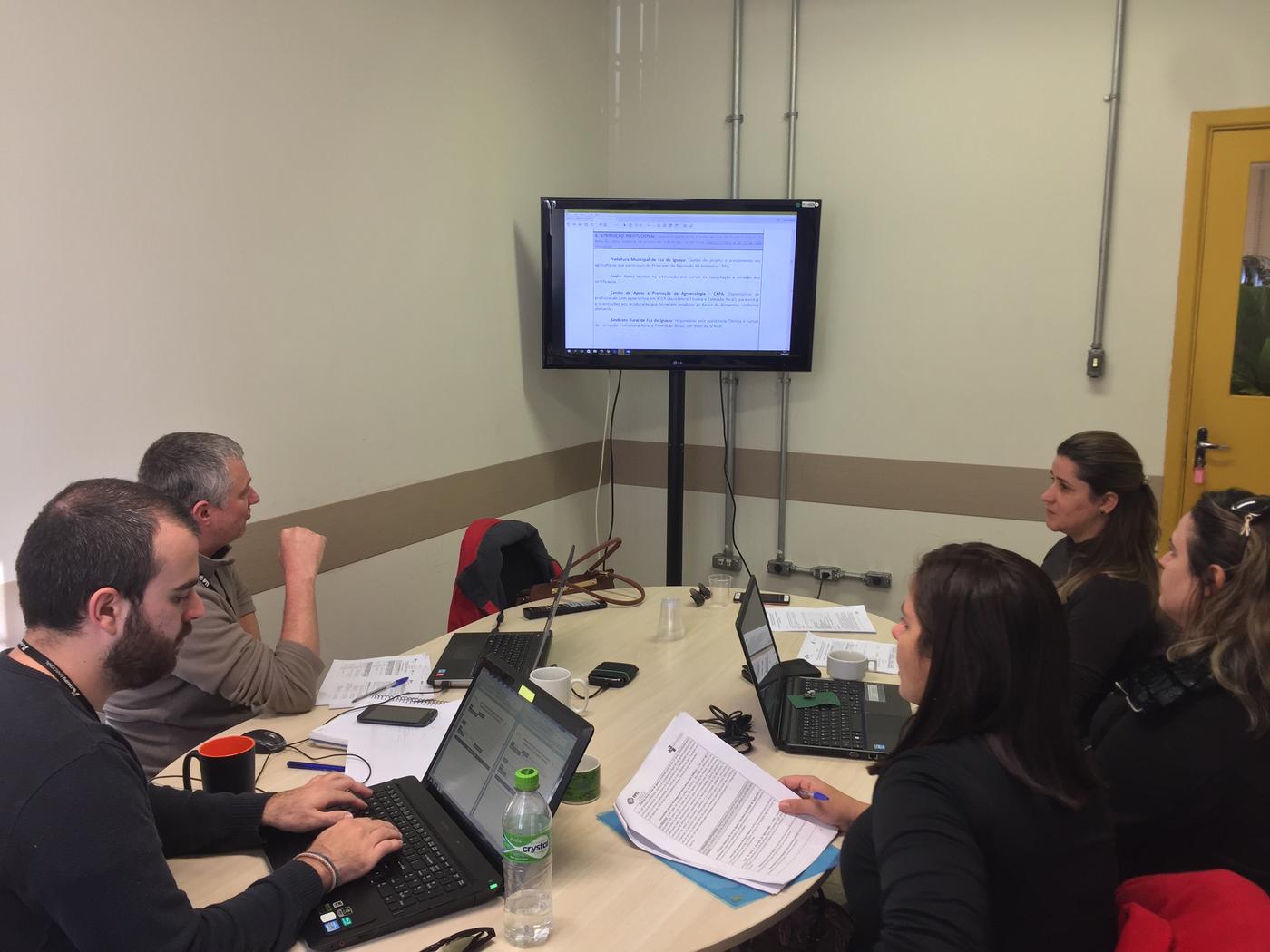 Working session, reviewing local projects